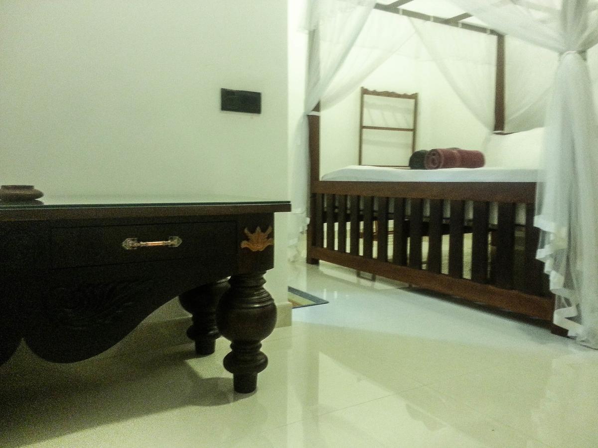Hotel Awesome Guest Mirissa Esterno foto